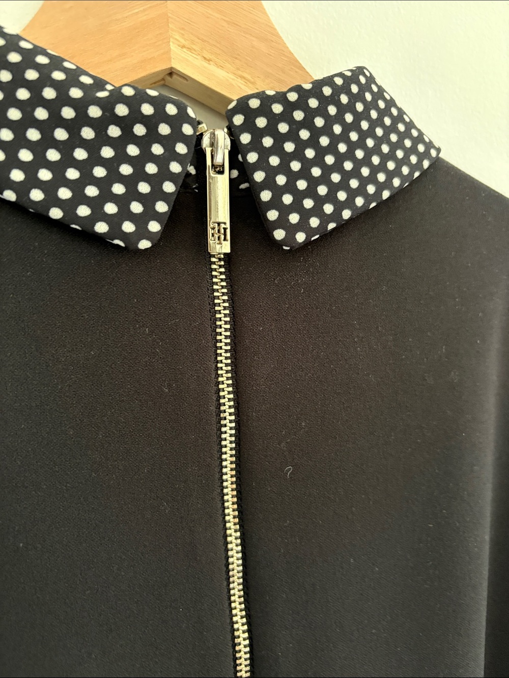 Tommy Hilfiger Black Dress with Polka Dot Collar and Sleeves - Picture 4 of 5